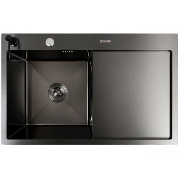Фото - Мойка кухонная VALESO CM 78x50 L черная PVD Handmade (круглый сифон 3,0/0,8) Фото - Мойка кухонная VALESO CM 78x50 L черная PVD Handmade (круглый сифон 3,0/0,8)