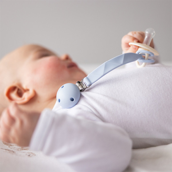 Фото - Тримач пустушок BabyOno силіконовий з кліпсою (блакитний) (1469/02)