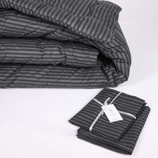 Фото - Одеяло зимнее двуспальное евро MirSon антиаллергенное №147 Сolor Fun Line 17-0611 Stripe Black Eco-Softt 200х220 + нав. 2 шт. (2200010852899)