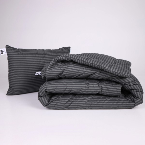 Фото - Одеяло зимнее двуспальное евро MirSon антиаллергенное №147 Сolor Fun Line 17-0611 Stripe Black Eco-Softt 200х220 + нав. 2 шт. (2200010852899)