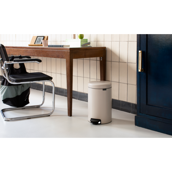 Фото - Бак для сміття з педаллю Brabantia 12 л 149924