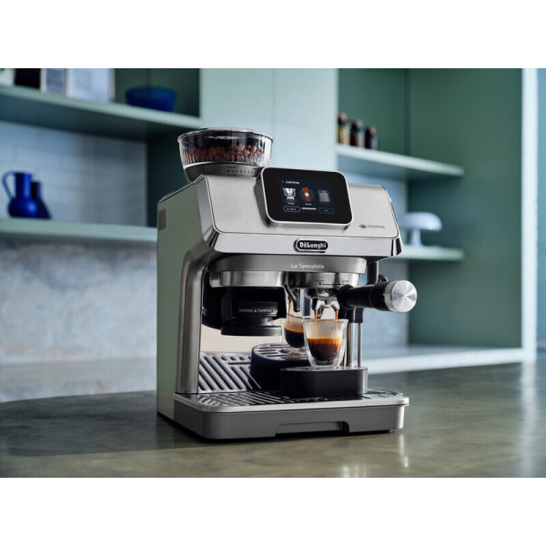 Фото - Кофеварка рожковая Delonghi EC9455.M La Specialista Touch