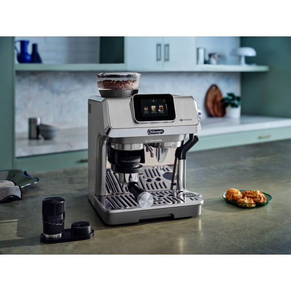 Фото - Кофеварка рожковая Delonghi EC9455.M La Specialista Touch