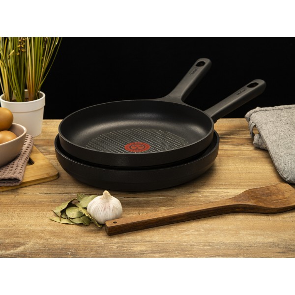 Фото - Сковорода універсальна Tefal G6050614 Trattoria 28 см
