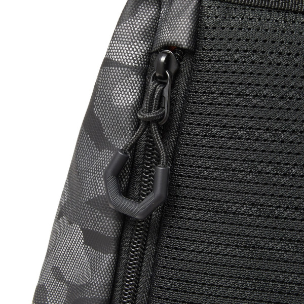 Фото - Рюкзак для ноутбуку RIVACASE 7621 Grey camo