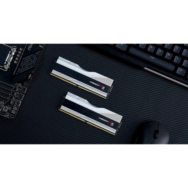 Фото - Пам'ять DDR G.Skill Trident Z5 RGB DDR5-6400 32GB 2x16GB CL32-39-39-102 1.4V (F5-6400J3239G16GX2-TZ5RS)