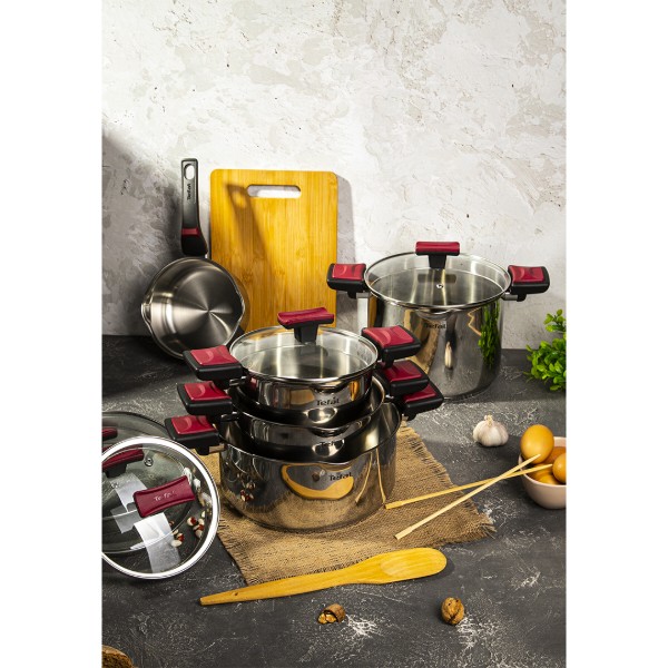 Фото - Набір посуду Tefal G723SA74 Cook & Clip 10 пр каструлі 22см (6,1 л)/24 см (5,0 л)/20 см (2,9 л)/18 см (2,0 л), ковш16 см (1,5 л)