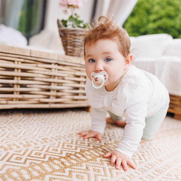 Фото - Анатомическая пустышка BabyOno 6-18 мес. бежевая/зеленая (1670/02)
