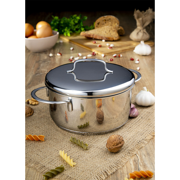 Фото - Каструля WMF 716766040 MINI 16 см, 1,5 л