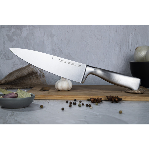 Фото - Ніж кухаря WMF 1880396032 GRAND GOURMET 20 см