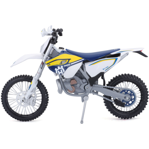 Фото - Коллекционный легковой транспорт Maisto Мотоцикл Husqvarna FE 501, 1:12 (31101-16921)