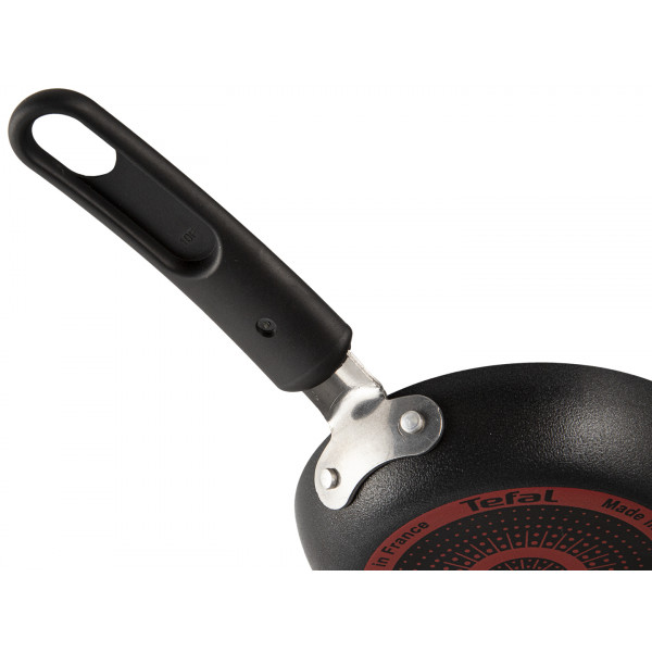 Фото - Сковорода універсальна Tefal B5670053 Simply Clean 12 см