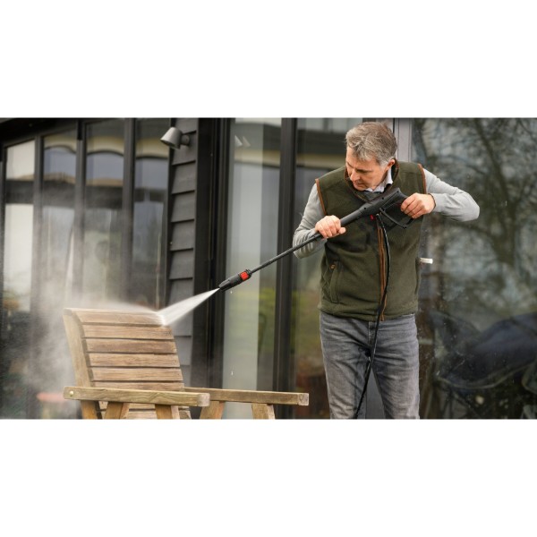 Фото - Минимойка Bosch Universal Aquatak 135 (0.600.8A7.C00)