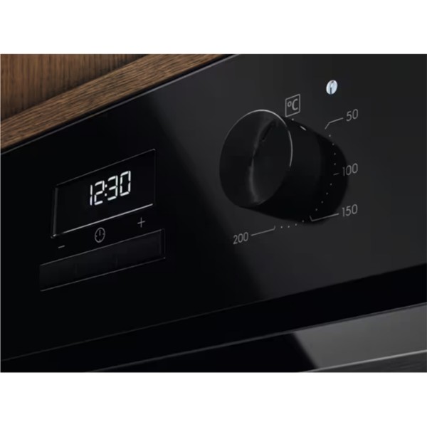 Фото - Духовой шкаф Electrolux LOH3H00BK