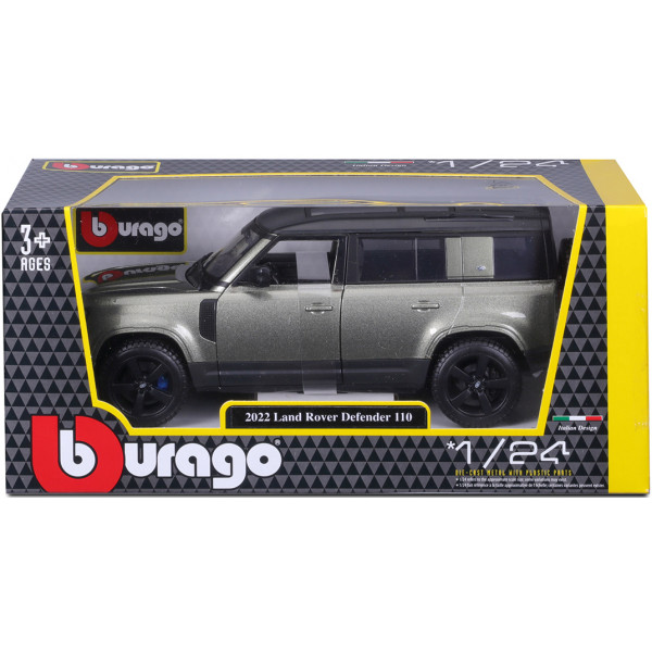 Фото - Коллекционная машинка 1:24 Bburago Land Rover Defender 110 (2022) (1:24) (18-21101)