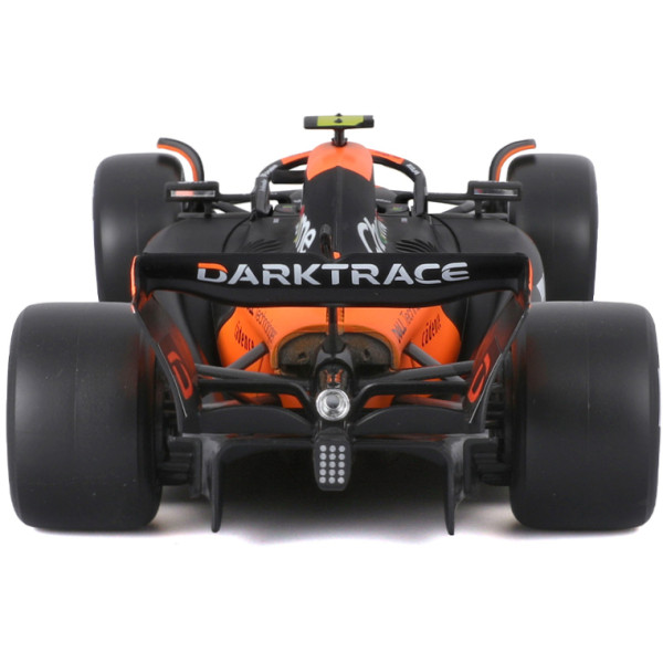 Фото - Коллекционная машинка 1:24 Bburago конструктор - MCLAREN MCL38 1:24 (18-28511)