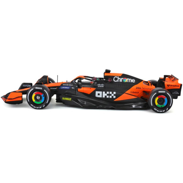 Фото - Коллекционная машинка 1:24 Bburago конструктор - MCLAREN MCL38 1:24 (18-28511)