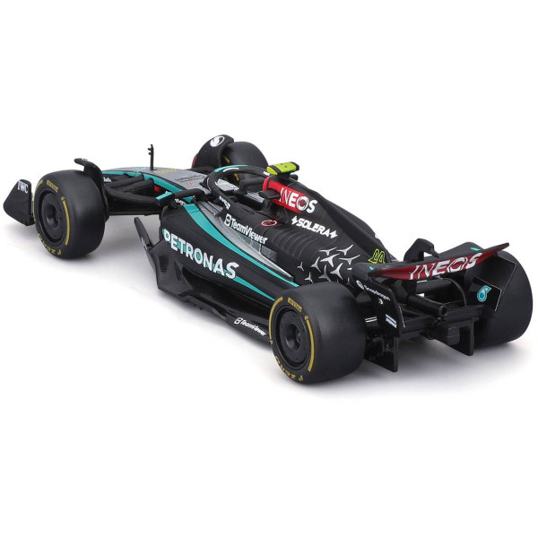 Фото - Колекційна машинка 1:43 Bburago MERCEDES-AMG F1 W15 PERFORMANCE 2024 1:43 (18-38208)