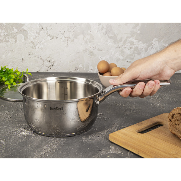 Фото - Ковш Tefal A7022385 Intuition 18 см (2,0 л)
