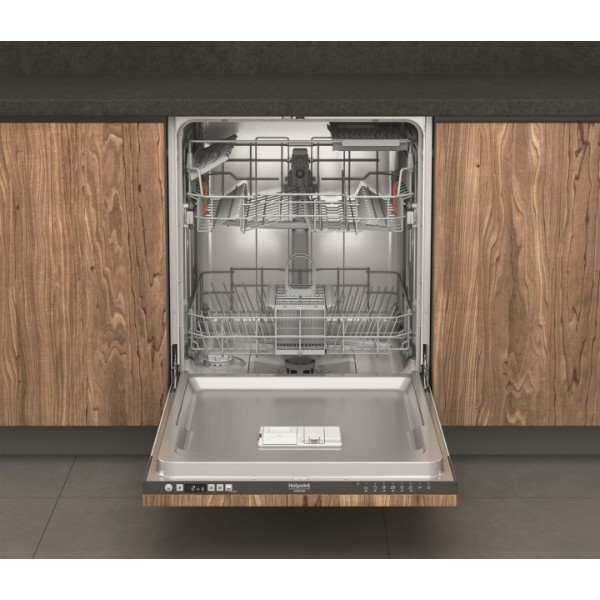 Фото - Посудомийна машина вбудована Hotpoint-Ariston HI 5010 C