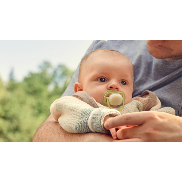 Фото - Ортодонтична пустушка Philips Avent Ultra Air Нічна, 0-6 міс. (SCF376/27)
