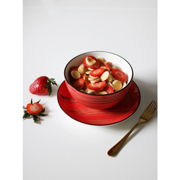 Фото - Салатник Wilmax Spiral Red 14 см 600 мл (WL-669230 / A)