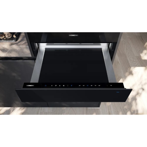 Фото - Шафа для підігріву посуду Siemens BI710C1B1