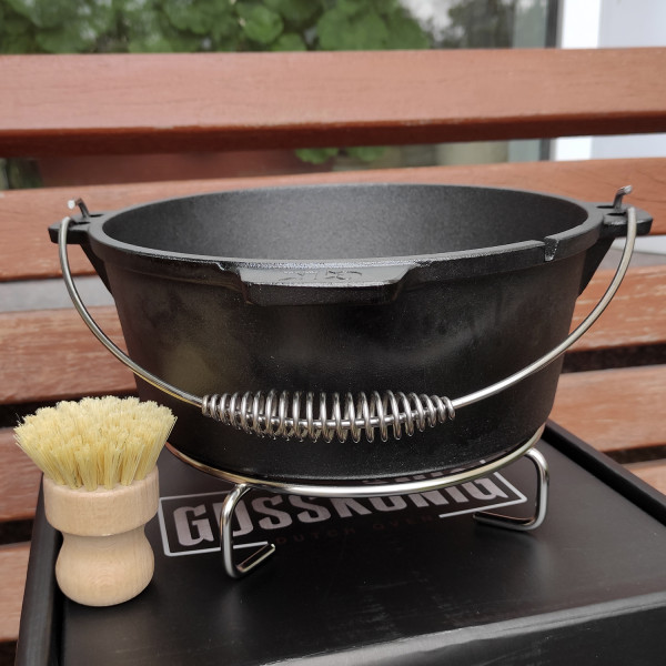 Фото - Набір посуду туристичний Gusskoenig для запікання казан+кришка-пательня, підйомник 2в1 4.5 л (589819)