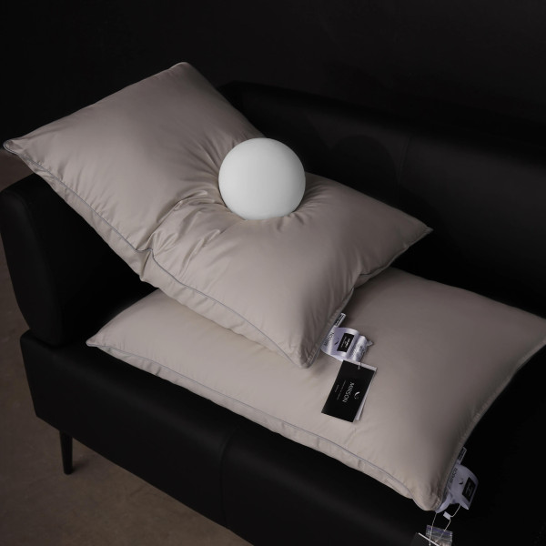 Фото - Подушка стандартная MirSon №206 Silver Cloud 70х70 см (2200009348884)