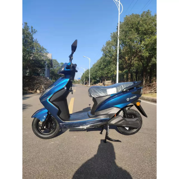 Фото - Електроскутер YADEA LUNA Blue