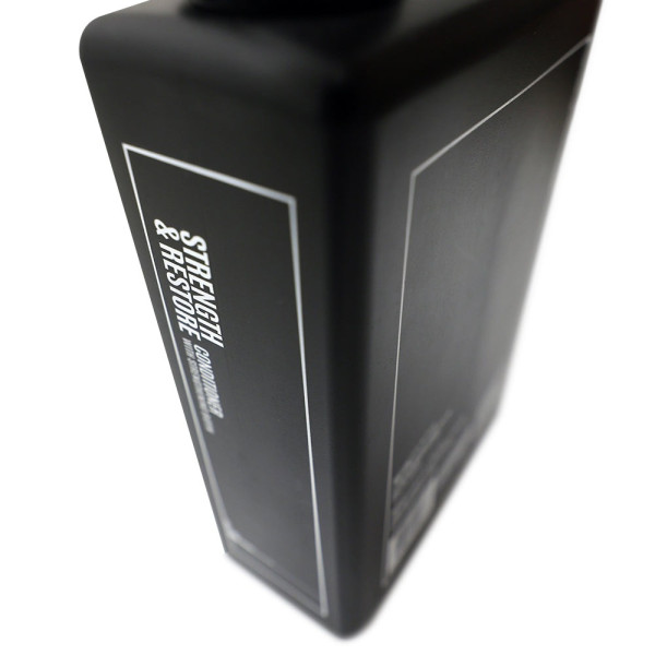Фото - Бальзам для волосся Uppercut Deluxe Strength and Restore Conditioner 1 л (817891024868)
