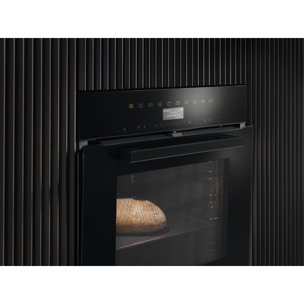 Фото - Духовой шкаф Miele H 7464 BP черный обсидиан