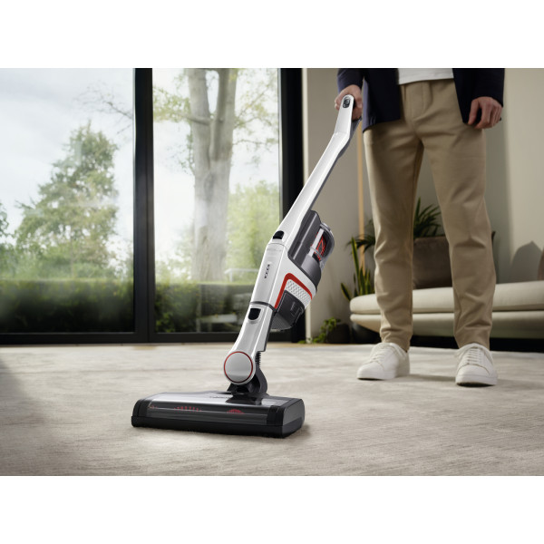 Фото - Пилосос ручний для дому Miele SMUL1 01 TRIFLEX HX1 Білий лотос/Червоний