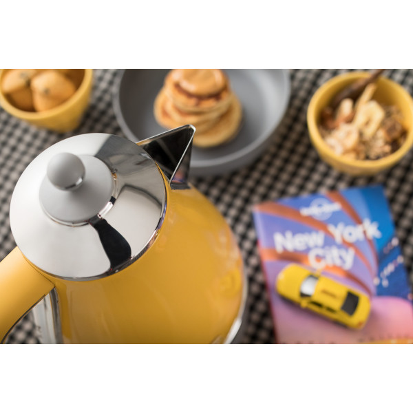 Фото - Электрический чайник Delonghi KBOC2001.Y