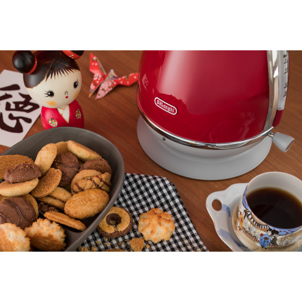 Фото - Электрический чайник Delonghi KBOC2001.R