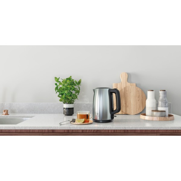 Фото - Электрический чайник Electrolux E3K1-3ST