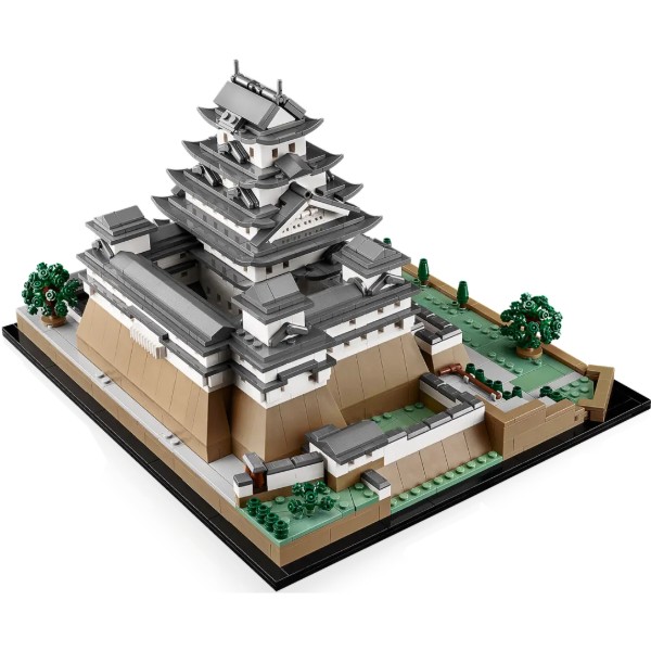 Фото - Конструктор LEGO Architecture Замок Химедзи (21060)