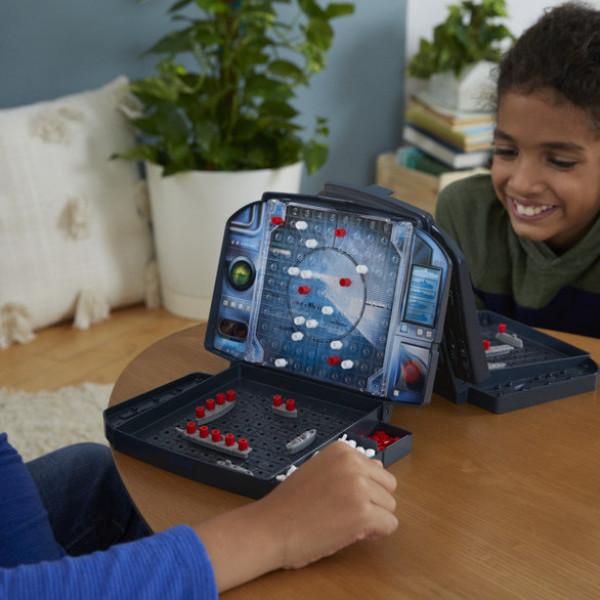 Фото - Настольная игра (8+) Hasbro Морской Бой Классический (A3264)