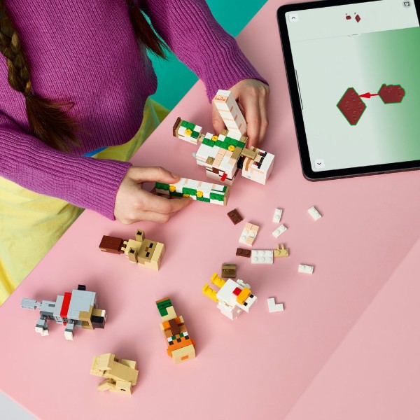 Фото - Конструктор LEGO  Minecraft Курячий Жокей: атака в пустелі (21592)