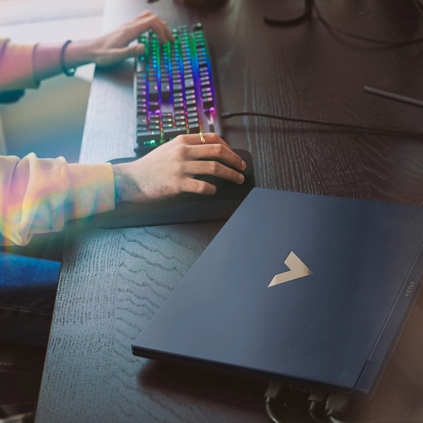 Фото - Ноутбук игровой HP Victus 15-fb3023ua (BR3E3EA) Mica Silver