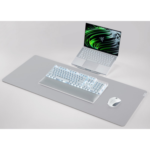 Фото - Килимок для миші ігровий Razer Pro Glide XXL (RZ02-03332300-R3M1)