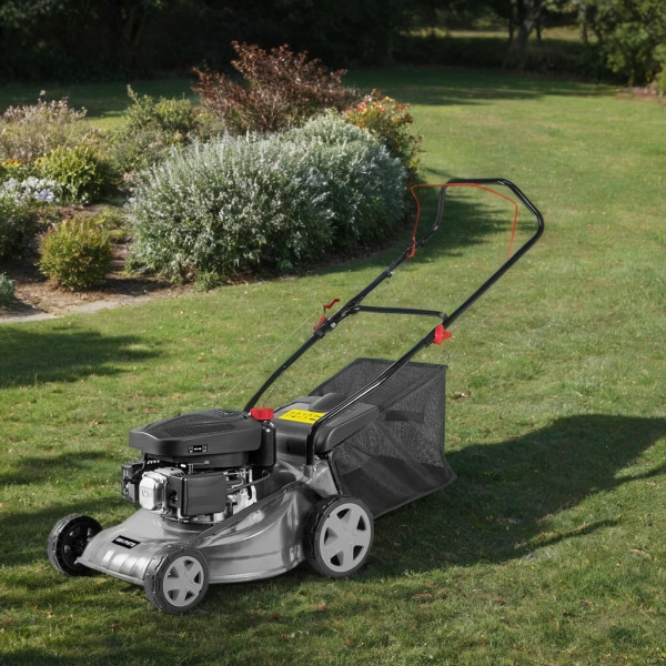 Фото - Газонокосилка бензиновая GRAPHITE 52G670