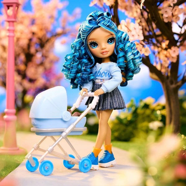 Фото - Кукольный набор Rainbow High серии Junior High Babysitters — СКАЙЛЕР (248507)