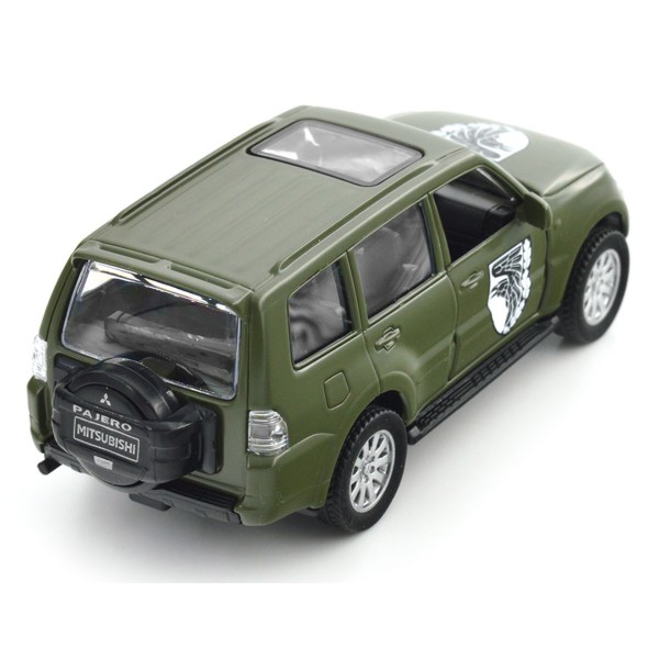 Фото - Наземна військова техніка TechnoDrive Шеврони Героїв MITSUBISHI PAJERO 4WD TURBO 93 ОМБр (250283M)