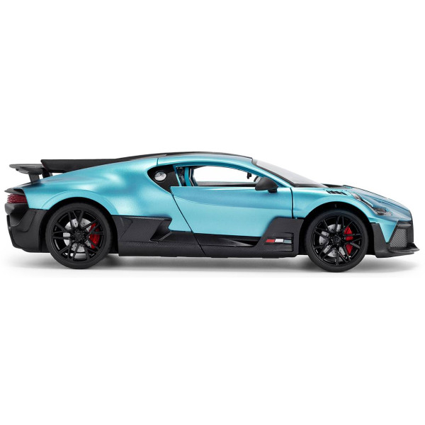 Фото - Колекційна машинка 1:18 TechnoDrive BUGATTI DIVO Blue (250939BDBL)