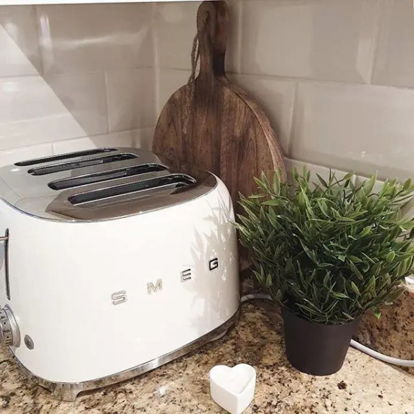 Фото - Тостер Smeg TSF03WHEU