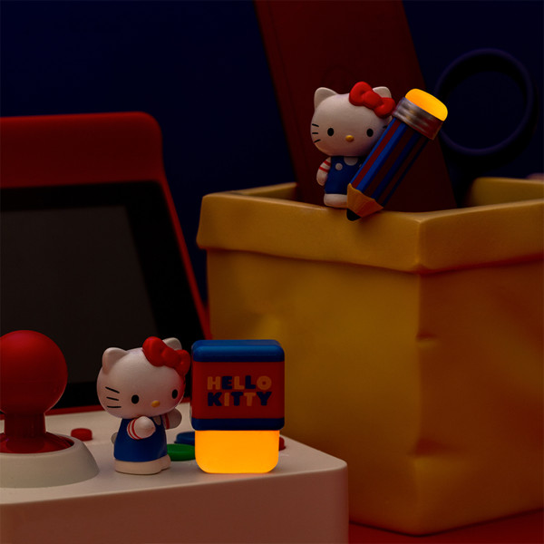 Фото - Ігрова фігурка-сюрприз Pop Top HELLO KITTY – КАНЦЕЛЯРСЬКІ ІСТОРІЇ в асортименті (25WH-005)