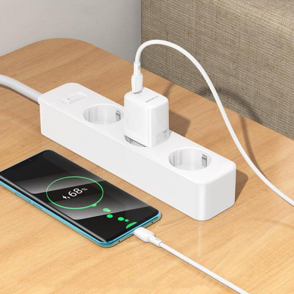 Фото - Мережевий зарядний пристрій BOROFONE BN26 Fuente single-port PD20W charger set C to C EU White (6941991120251)
