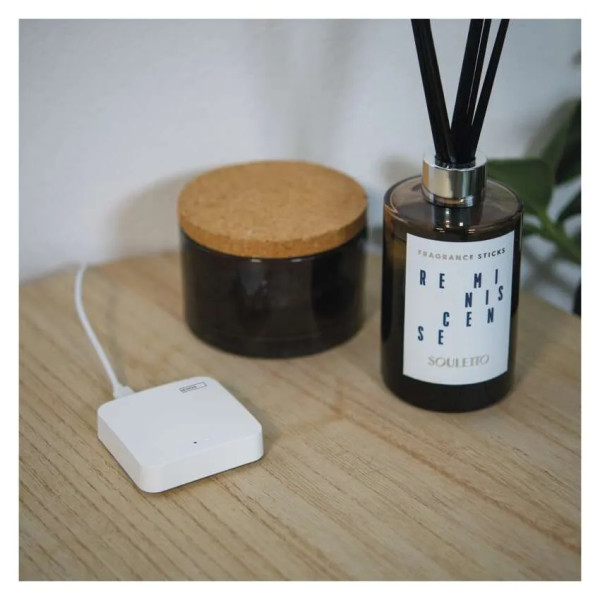 Фото - Багатофункціональний шлюз EMOS H5001 з Bluetooth і Wi-Fi