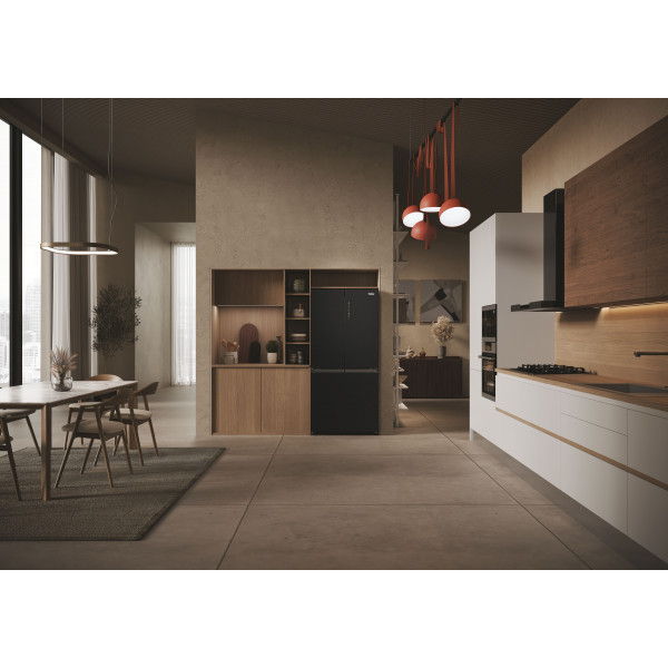 Фото - Холодильник Haier HCR3818ENPT